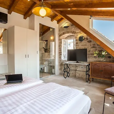 Bella Notte Di Alojamento de Acomodação e Pequeno-almoço 4*